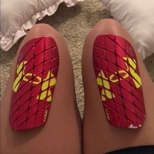 Shin guards without sleeve